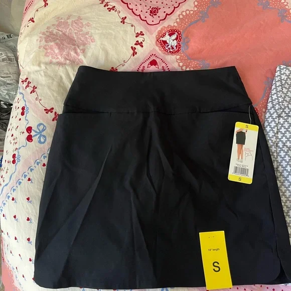 BUNDLE! 2 tennis skirts with pockets - Picture 7 of 9